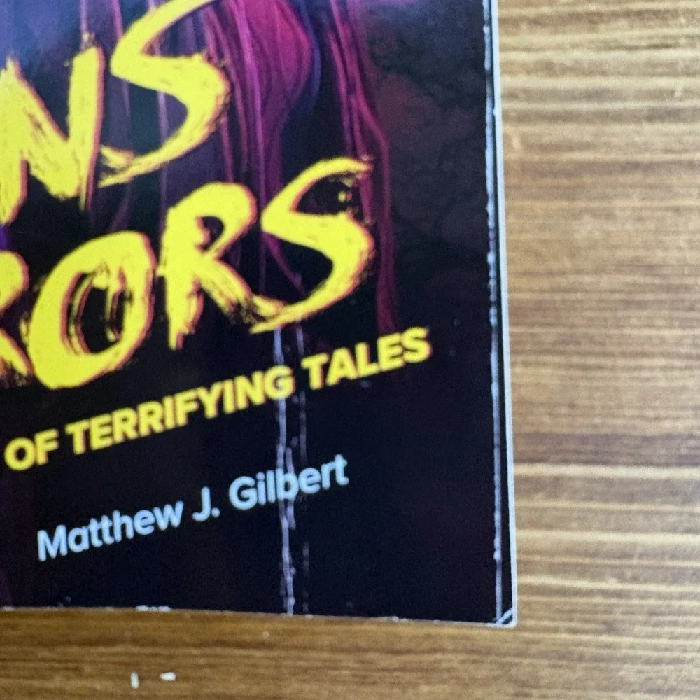 Stranger Things Hawkins 1985 Fanny Pack & Hawkins Horrors Book Lot Netflix